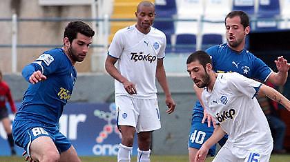 Σε απολογία Ιωνικός και Εθνικός