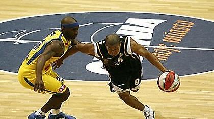 Εκθρονίζεται η Πρόκομ