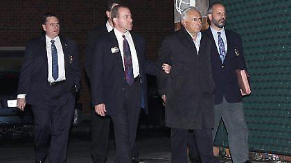 «Τί είδε η καμαριέρα…»