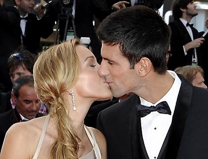 Άφησε τις ντροπές ο Τζόκοβιτς (pics)