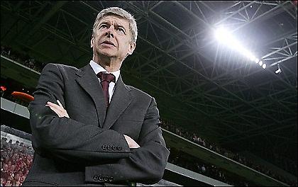 Στηρίζουν Βενγκέρ οι παίκτες