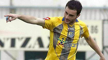 Πρώτα ανανεώσεις, μετά μεταγραφές!