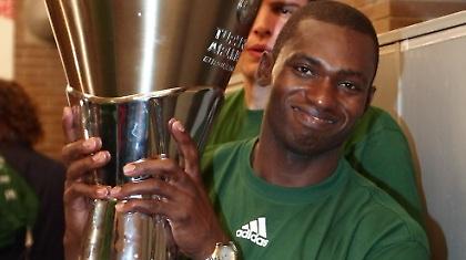 Σάτο: «Διψάμε για το πρωτάθλημα»