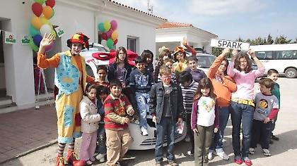 Πρώτη παράδοση αυτοκινήτου στα «Παιδικά Χωριά SOS Ελλάδος»