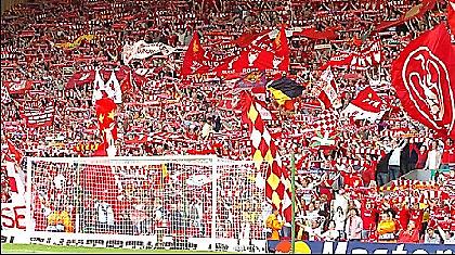 Σπάνε τα τύμπανα στην Πρέμιερ!