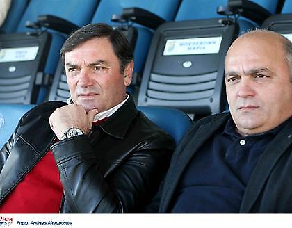 Τα λένε Μπελεβώνης - Τεννές