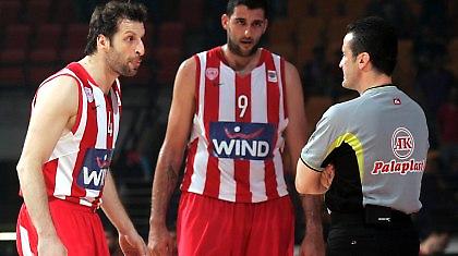 Ένταση με Παπαλουκά!