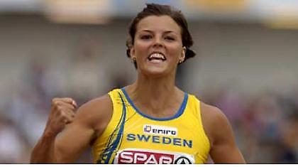 Αποχωρεί η Καλούρ