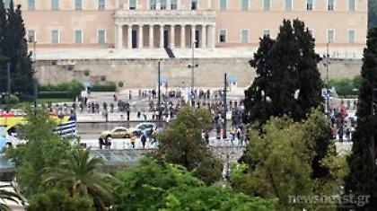 «Βρέχει» αγανάκτηση και σήμερα