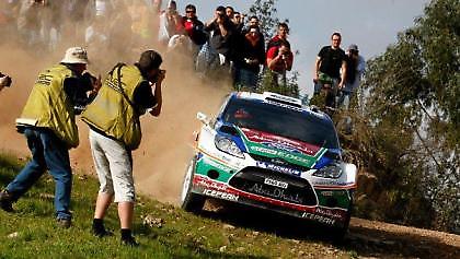 Πρωτιά με τρία στα τρία