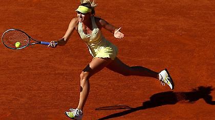 Ακάθεκτη η Σαράποβα