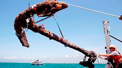 Βρέθηκε η άγκυρα του πειρατή Μαυρογένη! (video)