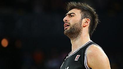 «Ο καυτός Βασιλειάδης» (video)