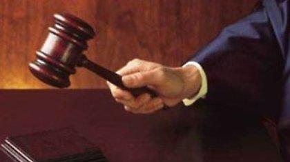 Γάλλος υπουργός κατηγορεί πρώην συνάδελφό του για παιδεραστία