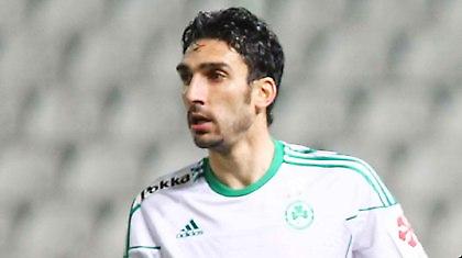 Ένας αποχαιρέτησε, δύο ανανέωσαν