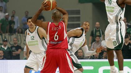 Γκόρντον: «Η άμυνα το κλειδί της νίκης»