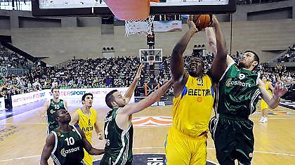 «Αποθέωση» για Σχορτσανίτη