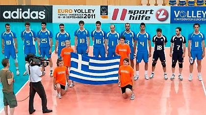 Λύγισε στο τέλος