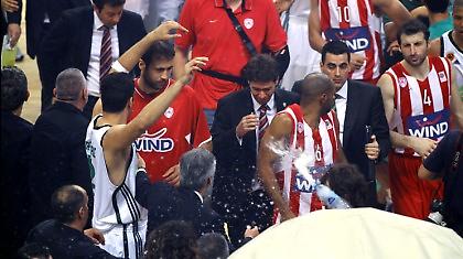 Καταγγέλλει επίθεση ο Ολυμπιακός