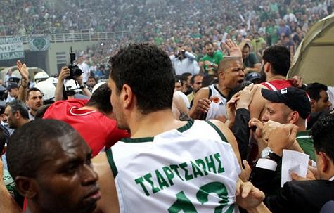 H ντροπή, ντροπή δεν έχει