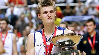 Με Κιριλένκο και Χόλντεν η Ρωσία