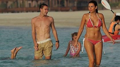 Σας βλέπουν και τα παιδιά… (pics)
