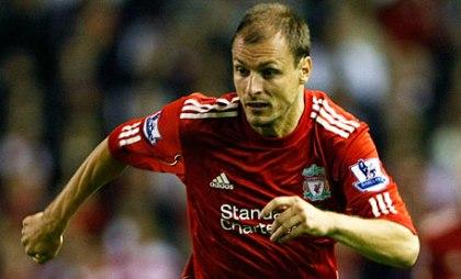 Σπρώχνουν στην έξοδο τον Γιοβάνοβιτς