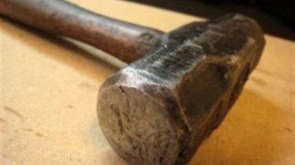 Σκότωσε με σιδερολοστό τη μητέρα του!