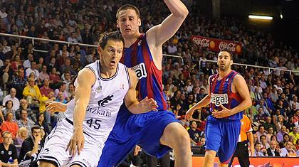 Πάλεψε ο Βασιλειάδης, αλλά... 2-0 η «Μπάρτσα»