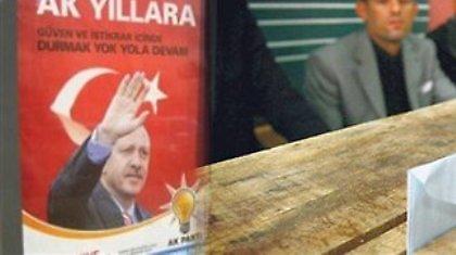 Θρίαμβος Ερντογάν με αυτοδυναμία