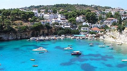 Σκόπελος: Πράσινο και γαλάζιο μαζί!