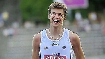 Με τριάδα «φωτιά»