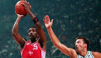 Ένα μοναδικό αφιέρωμα στον Ντέιβιντ Ρίβερς (video)