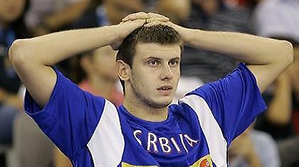 «Όχι συμφωνία, αλλά ενδιαφέρον για Βελίτσκοβιτς»