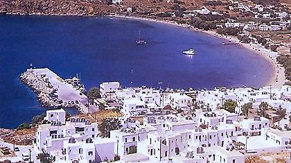 Αμοργός: Manu Chao, βουτιές και κάμπινγκ…