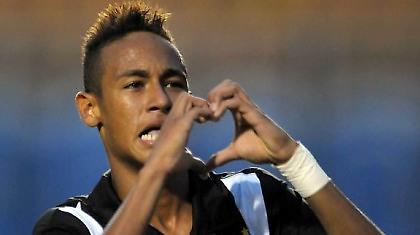 Νεϊμάρ: «Θέλω να παίξω στην Ευρώπη»