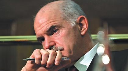 Ο Παπανδρέου έχασε την εμπιστοσύνη του κόσμου