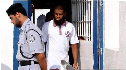 Στο εκτελεστικό απόσπασμα δύο ποδοσφαιριστές!