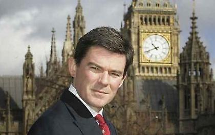 Στο… μικροσκόπιο της Αγγλίας η FIFA