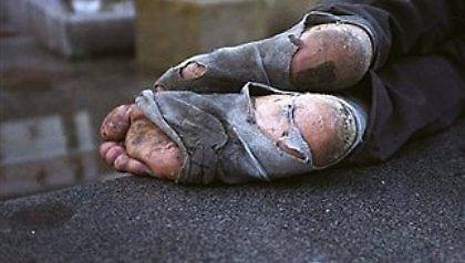 Κοιμήθηκαν στο δρόμο για να στηρίξουν τους άνεργους