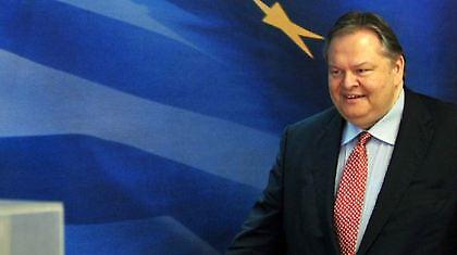 Βενιζέλος: «Από την Άμυνα πάω στον… πόλεμο!»