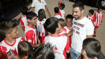 Μανιάτης: «Πολλή δουλειά στις ακαδημίες»