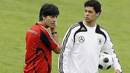 Άστραψε και βρόντηξε ο Μπάλακ!