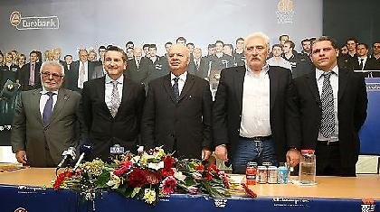 «Κολοκυθιά», και στη μέση ο…Ζούρος