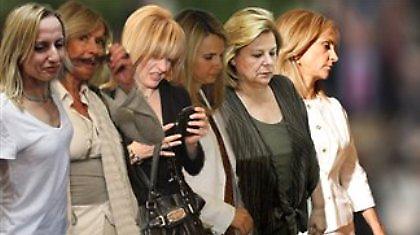 Το ...τέλος των γυναικών στην κυβέρνηση Παπανδρέου!