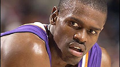 Κοντά στην ανανέωση ο Τζόνσον