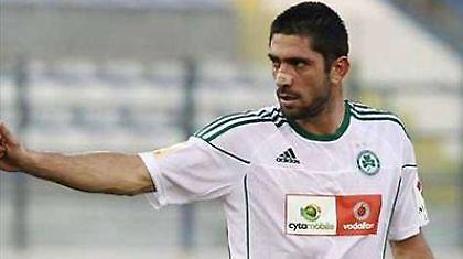 O Μιχαλάκης μπορεί και... προκαλεί!