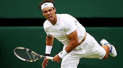 Με βροχή και χωρίς εκπλήξεις η «πρώτη» στο Γουίμπλεντον