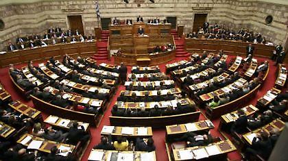 Οικονομία-εμπιστοσύνη-πλατείες