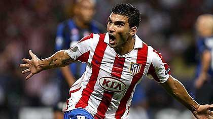 Παραμένει «ροχιμπλάνκο»